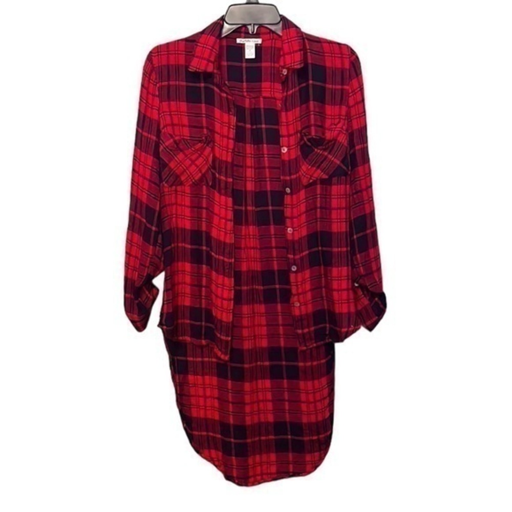 CHARLOTTE RUSSE Hi-Lo Plaid Button Down Red/Black Size Small